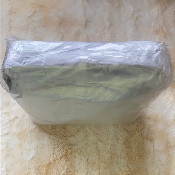 ALLSAINTS Vincent Crossbody Bag - Picture 6 of 16